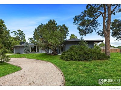 Mature Trees & Circle Driveway | Image 2