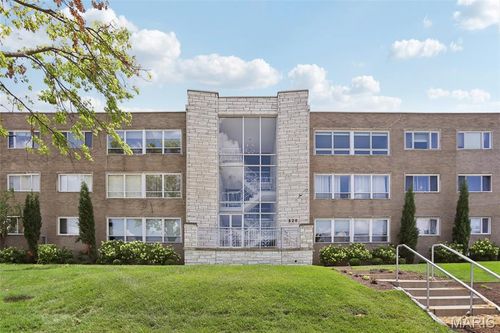 apt-3a-520 S Brentwood Blvd, Saint Louis, MO, 63105-2554 | Card Image
