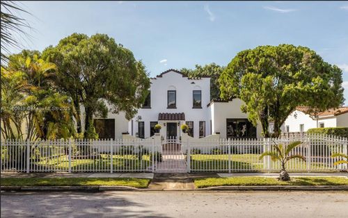 2152 Sw 10th St, Miami, FL, 33135-5038 | Card Image
