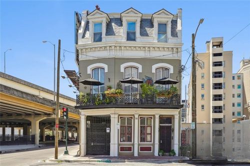 apt-e-1061 Camp St, New Orleans, LA, 70130-3947 | Card Image