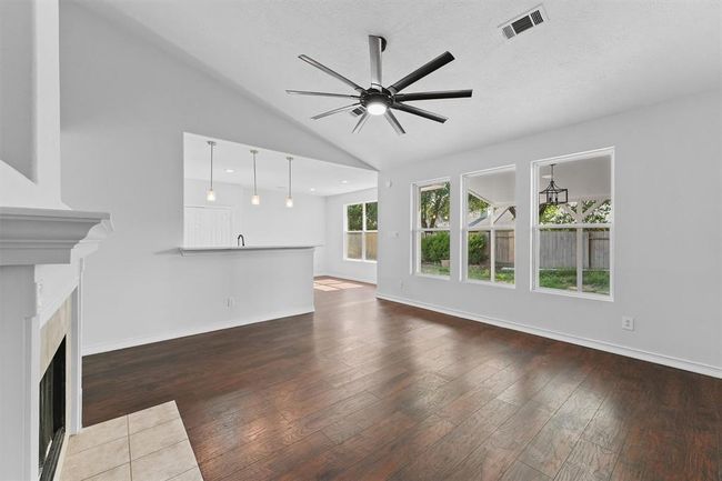 1410 Roundleaf Ct, House other with 4 bedrooms, 2 bathrooms and 2 parking in Katy TX | Image 6