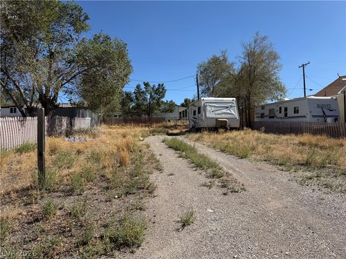 876 Avenue B, Ely, NV, 89301-2307 | Card Image