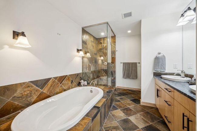 107 - 140 Stonecreek Road, Condo with 2 bedrooms, 2 bathrooms and 2 parking in Canmore AB | Image 31