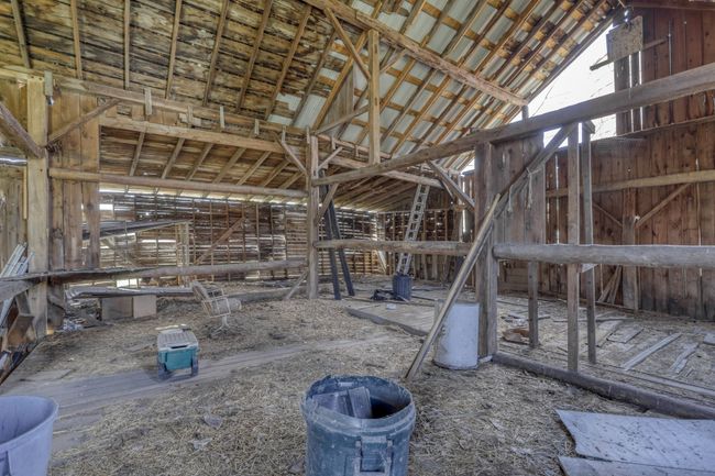 9915 Van Buren Rd, House other with 3 bedrooms, 1 bathrooms and null parking in Fowlerville MI | Image 17