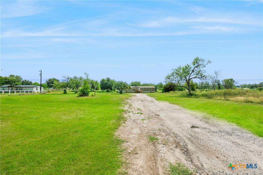 Residential in Floresville