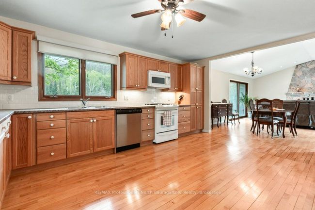 1080 Queens Line Rd, House other with 3 bedrooms, 1 bathrooms and 6 parking in Minden Hills ON | Image 17