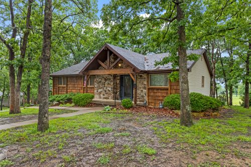 1004 White Oak Dr, El Dorado Springs, MO, 64744-1074 | Card Image