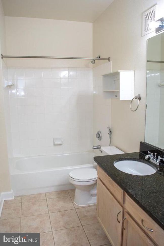 UNIT-3113 - 1591 Spring Gate Dr, Condo with 2 bedrooms, 2 bathrooms and null parking in MCLEAN VA | Image 31