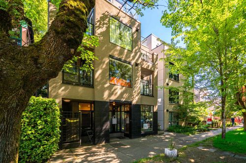 202-3673 W 11th Ave, Vancouver, BC, V6R2K4 | Card Image