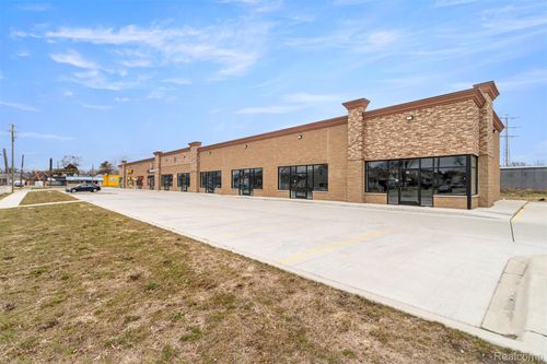 7600 Greenfield Rd, Dearborn, MI, 48126-1059 | Card Image