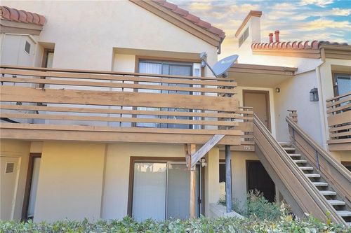 274-9896 Scripps Westview Way, San Diego, CA, 92131-2403 | Card Image