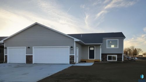 519 Laney Ln Lane, Baltic, SD, 57003 | Card Image