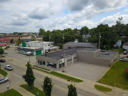 515 S Walnut St, Bloomington, IN, 47401-4615 | Card Image