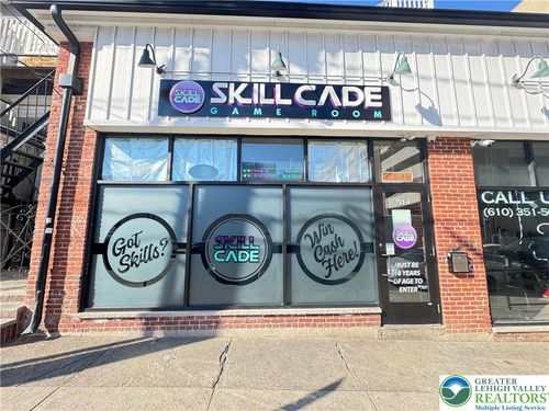 business-only-735 N Linden Street, Allentown City, PA, 18101 | Card Image