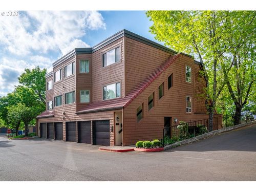112 Oswego Smt, Lake Oswego, OR, 97035-1062 | Card Image