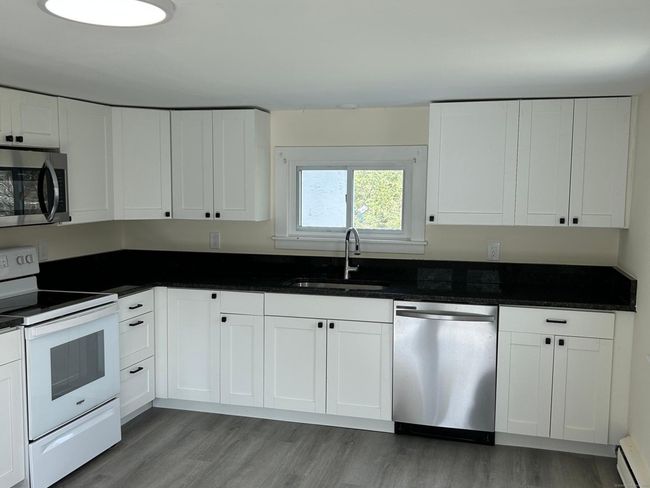 8 Straits Turnpike Ln, House other with 3 bedrooms, 2 bathrooms and null parking in Morris CT | Image 9