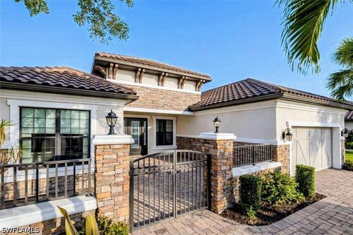 8591 Maggiore Ct, NAPLES, FL, 34114-2600 | Card Image