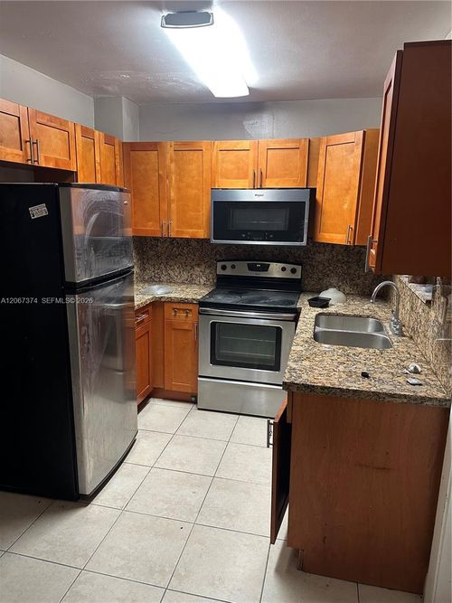 55-55 Nw 169th St, North Miami Beach, FL, 33169-5514 | Card Image