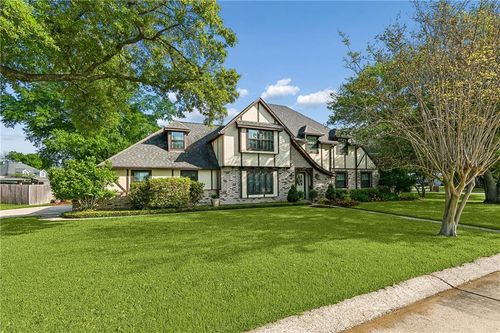 2131 Marion Dr, La Place, LA, 70068-1709 | Card Image