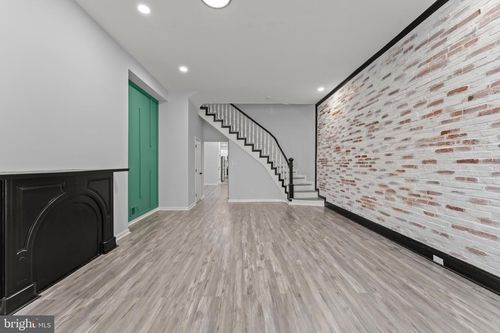 917 Edmondson Ave, BALTIMORE, MD, 21223-1323 | Card Image