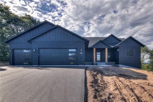S8741 Mertinke Lndg, Eleva, WI, 54738-5411 | Card Image