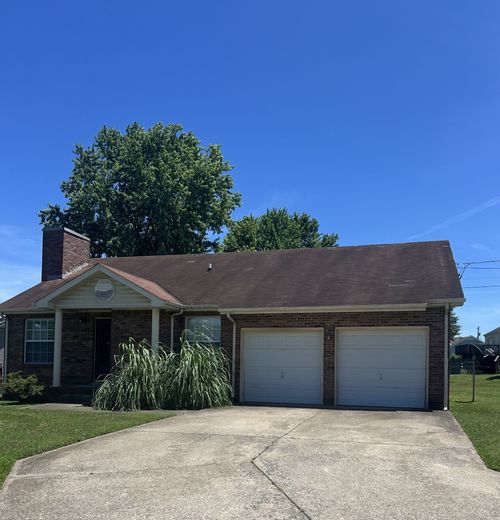 221 Short St, Clarksville, TN, 37042-1302 | Card Image