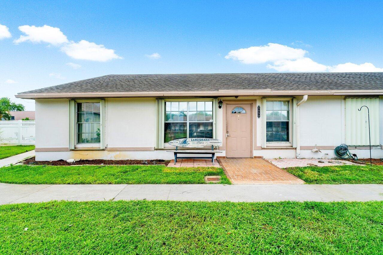 19th Ct, Davie, FL 33324