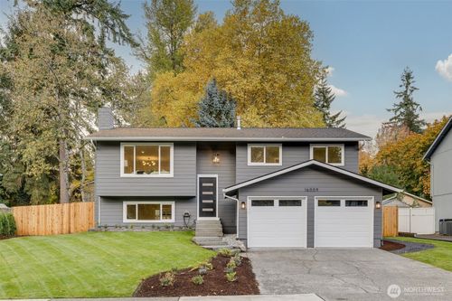 16009 Ne 106th St, Redmond, WA, 98052-2685 | Card Image