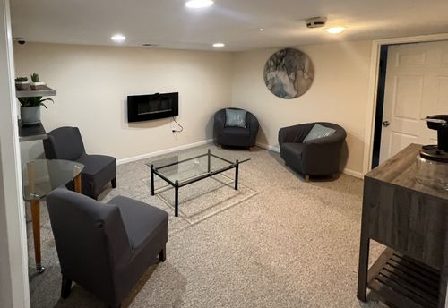 1224 Plainfield Rd, Darien, IL, 60561-2700 | Card Image