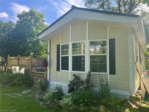 9 Pepper Road, Freelton, ON, N0B2J0 | Card Image