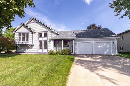 760 Dorland Rd S, Maplewood, MN, 55119-5834 | Card Image