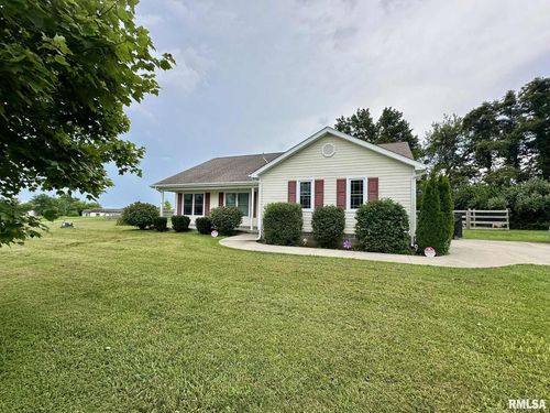 106 Jett Sawyer Ln, De Soto, IL, 62924-0100 | Card Image