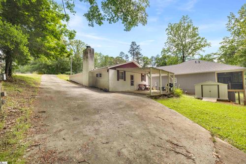 213 Portman Dr, Townville, SC, 29689-3438 | Card Image