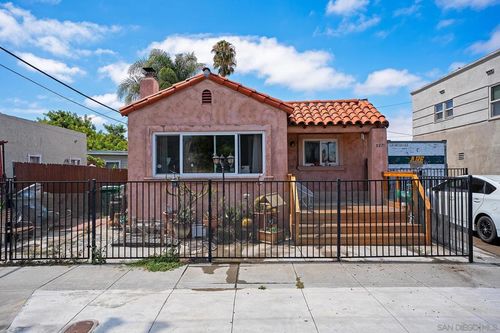 3271 Monroe Ave, San Diego, CA, 92116-4535 | Card Image