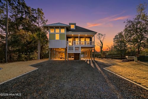 228 Ne 41st St, Oak Island, NC, 28465-5439 | Card Image