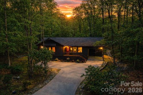 417 Soquili Dr, Brevard, NC, 28712-7457 | Card Image