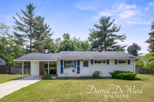 968 Kendalwood Street Ne, Grand Rapids, MI, 49505 | Card Image