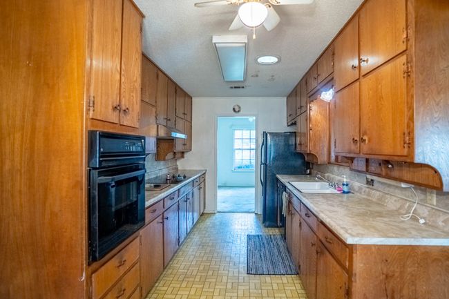 1905 Cimarron Trl, House other with 3 bedrooms, 2 bathrooms and null parking in Hurst TX | Image 11