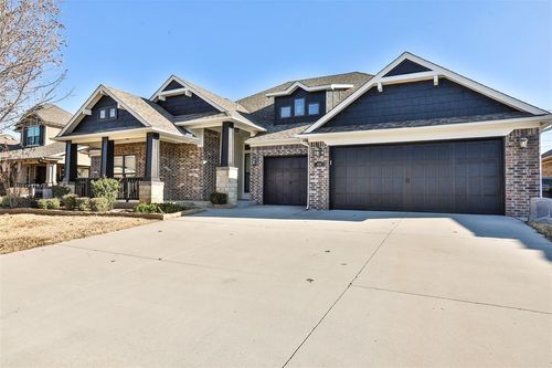 4215 Lorings Cir, Norman, OK, 73072-0228 | Card Image