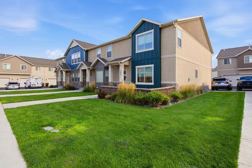 3623 E Sapphire Creek Ln, Eagle Mountain, UT, 84005-5201 | Card Image