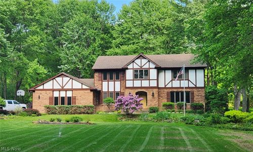 7835 Memory Ln, Canfield, OH, 44406-9103 | Card Image
