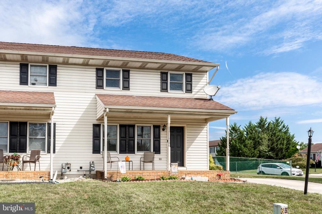 Poplar St, Hanover, PA 17331
