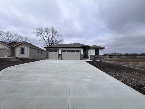 696 Salem Rd, Lawson, MO, 64062 | Card Image