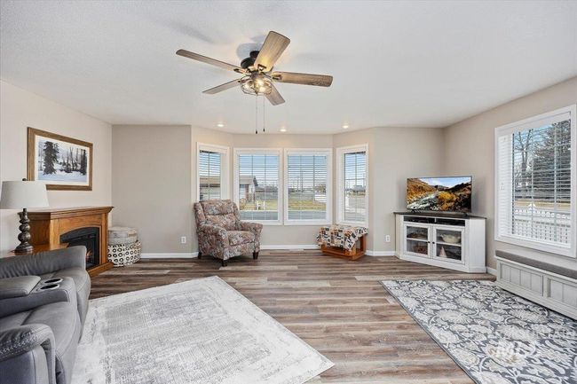110 Toner Dr, Townhouse with 2 bedrooms, 2 bathrooms and 1 parking in Paul ID | Image 5