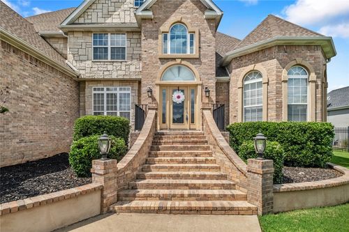 7 W Leiston Dr, Rogers, AR, 72758-8856 | Card Image