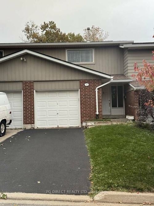 32-16 Hadati Rd, Guelph, ON, N1E6M2 | Card Image