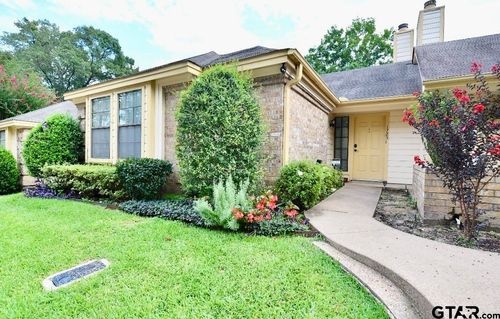 1725 Eaglewood Dr, Tyler, TX, 75703-6209 | Card Image