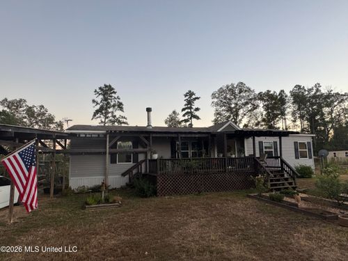 1015 Saint Anne Rd, Carthage, MS, 39051-7135 | Card Image