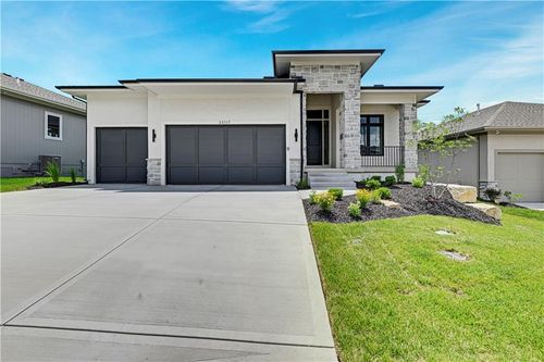 22117 W 94th Ter, Lenexa, KS, 66220-4100 | Card Image