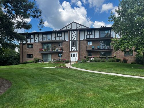 2d-11018 Theresa Circle, Palos Hills, IL, 60465 | Card Image